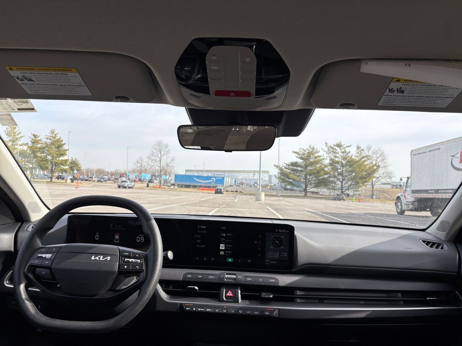 Used 2025 Kia K4 LXS image 32