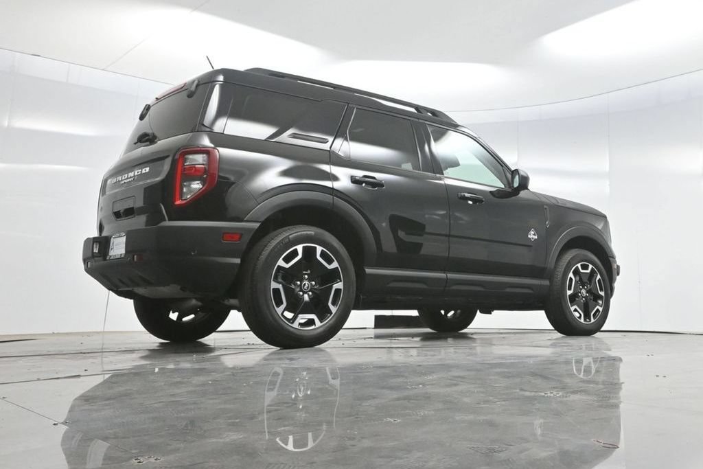 Used 2023 Ford Bronco Sport Outer Banks w/ Tech Package AWD/4WD image 60
