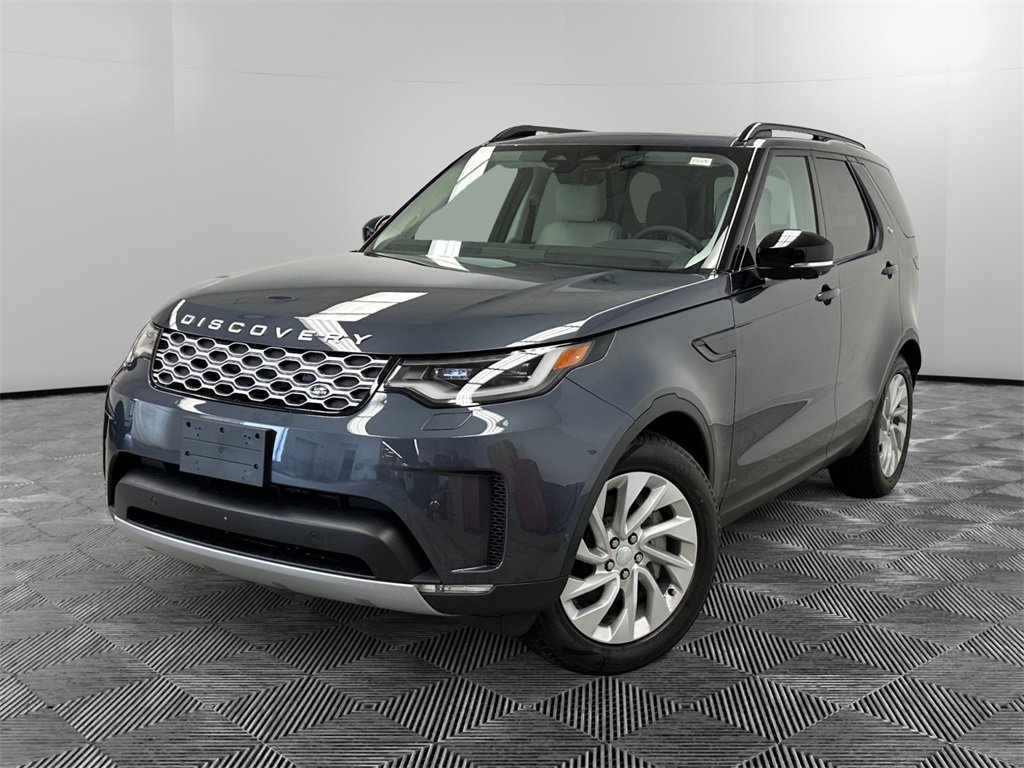 New 2026 Land Rover Discovery S image 1