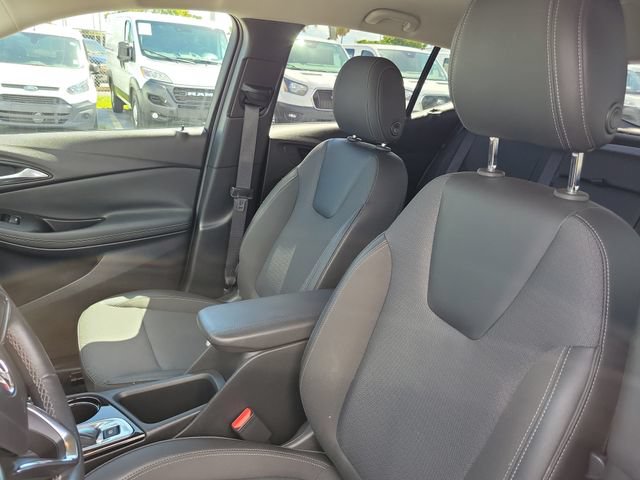 Used 2023 Buick Encore GX Select w/ Sport Touring Package FWD image 22