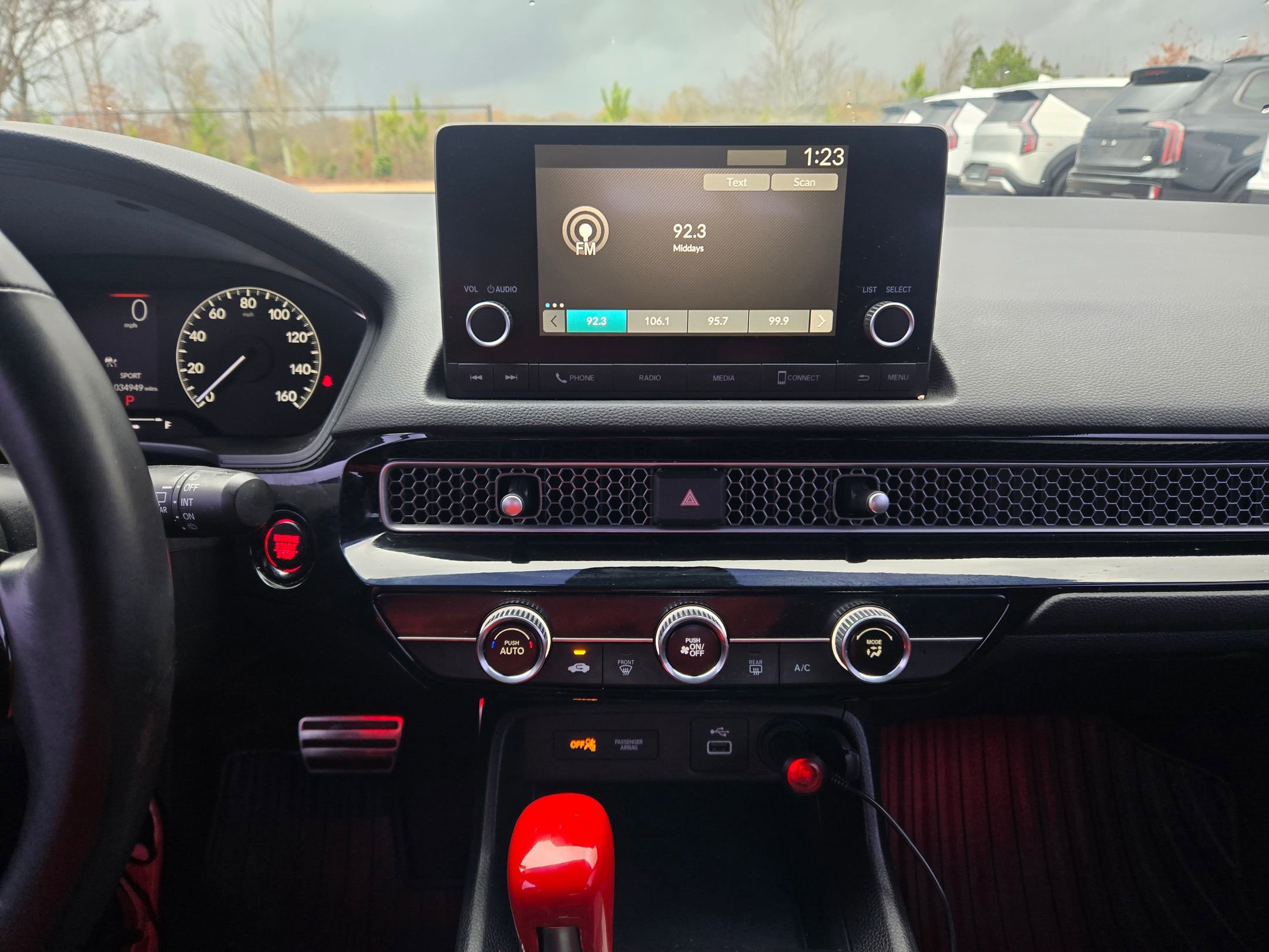 Used 2023 Honda Civic Sport image 15