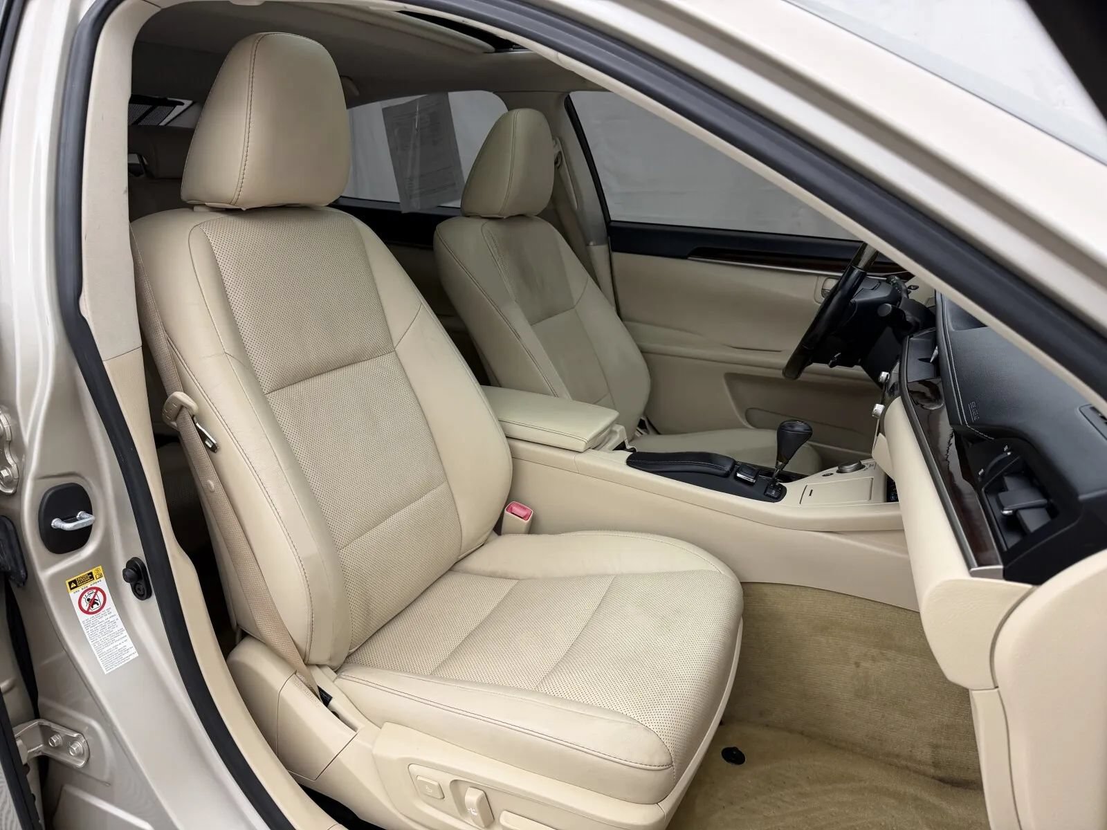 Used 2015 Lexus ES 350 w/ Luxury Package FWD image 24