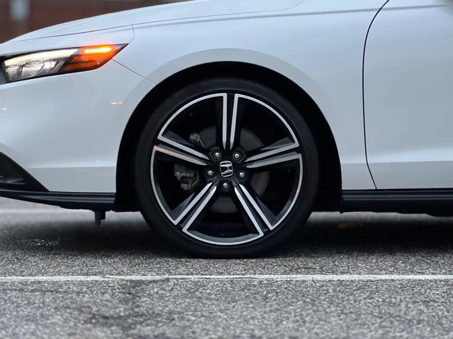 Used 2024 Honda Accord Sport image 34