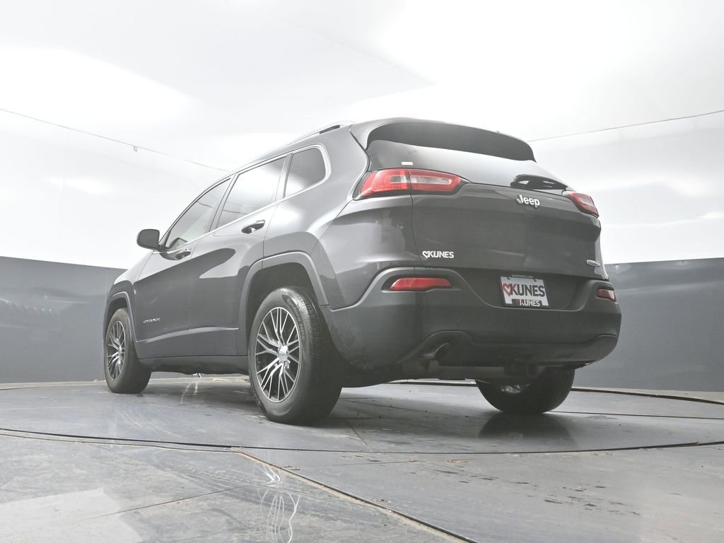 Used 2016 Jeep Cherokee Latitude image 51