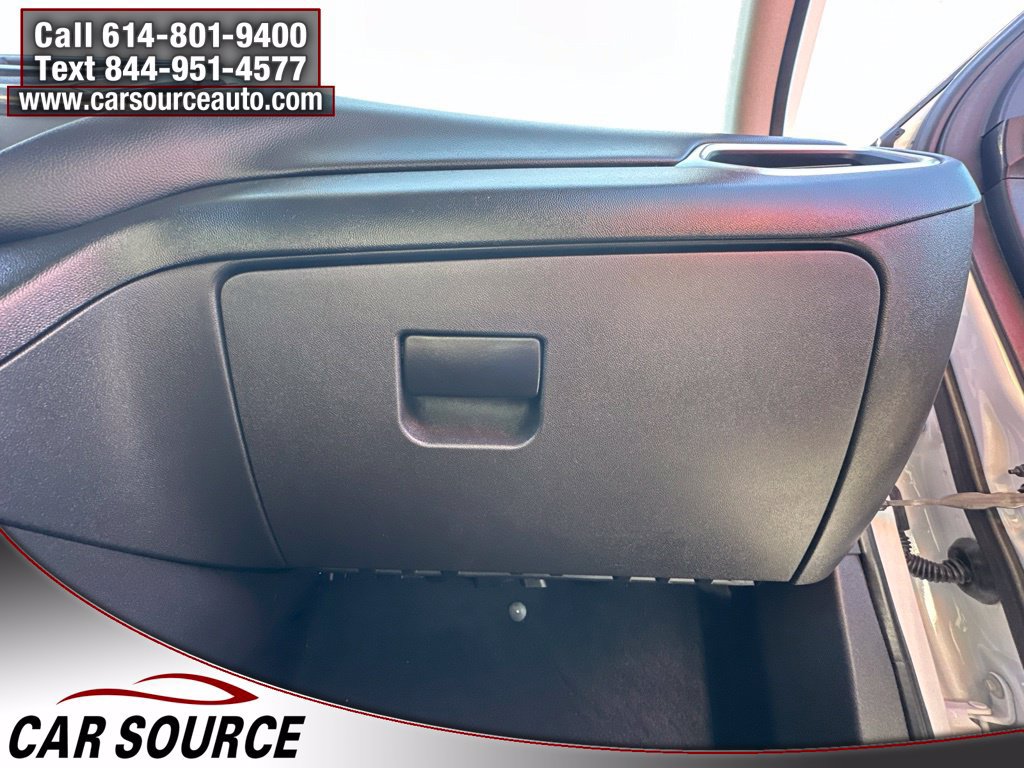Used 2022 Chevrolet Equinox LT w/ Driver Convenience Package AWD/4WD image 30