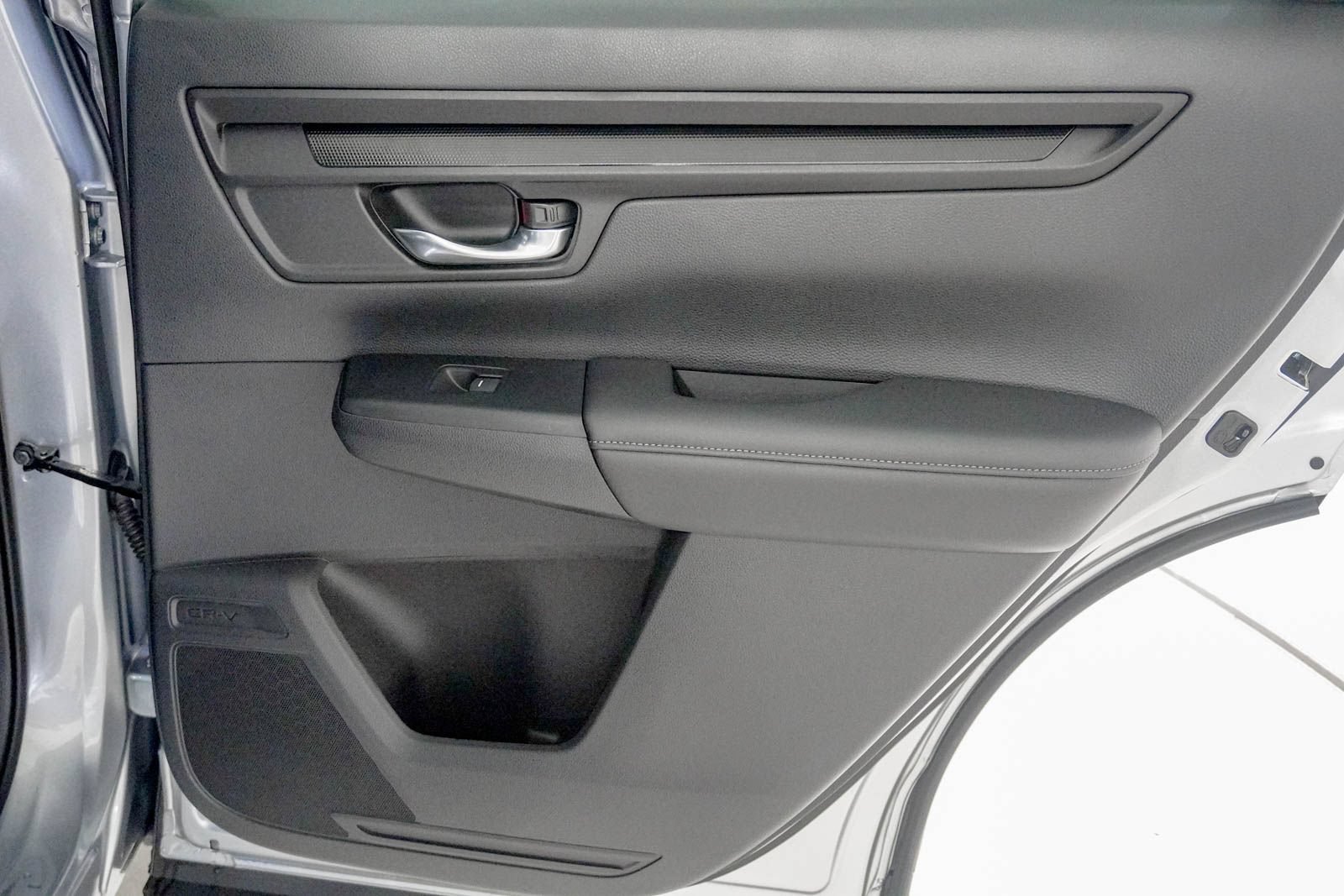 Used 2025 Honda CR-V LX image 31
