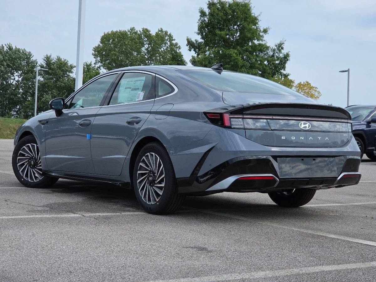 New 2026 Hyundai Sonata Limited FWD image 22