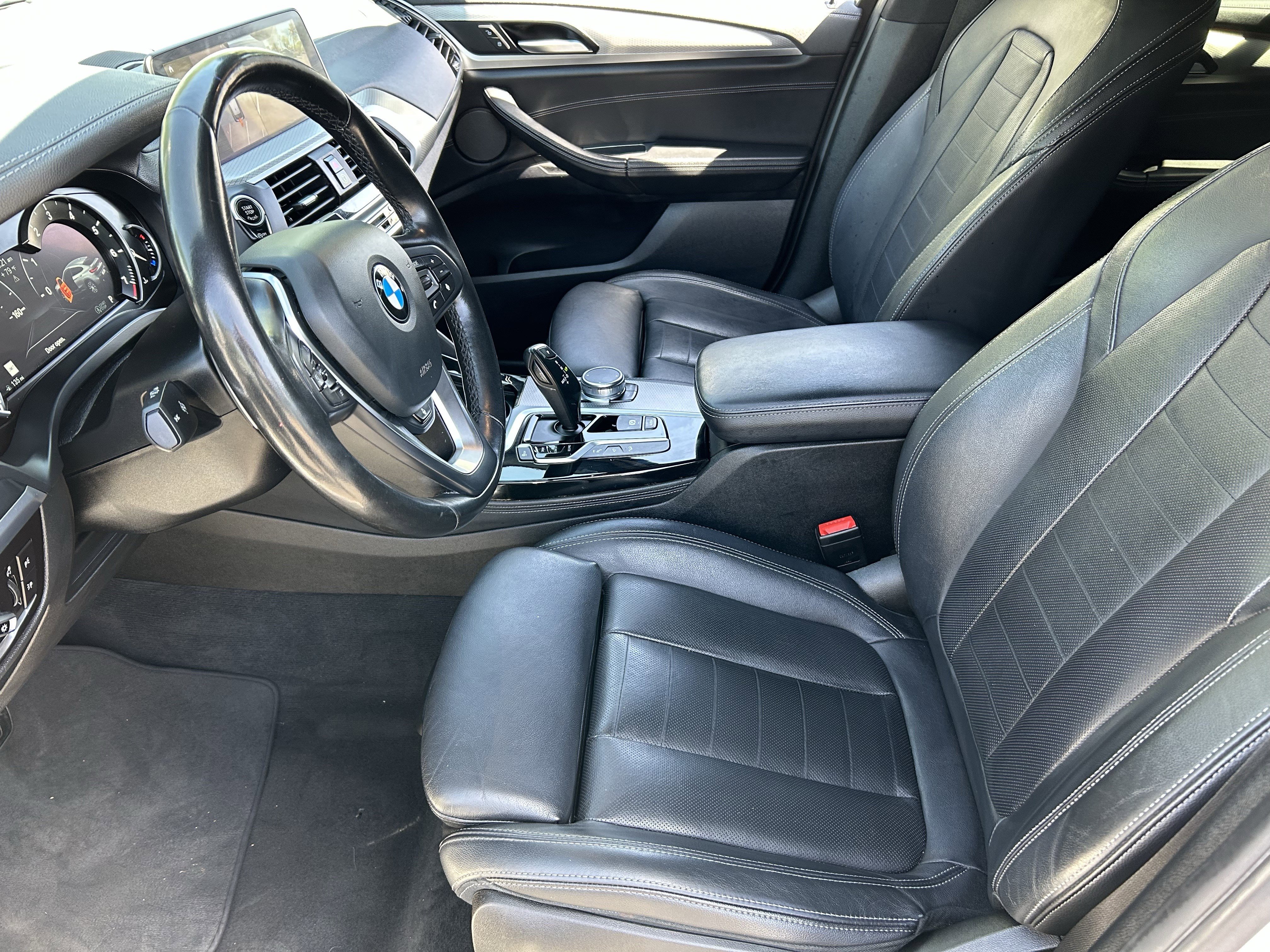 Used 2019 BMW X4 xDrive30i w/ M Sport Package AWD/4WD image 17