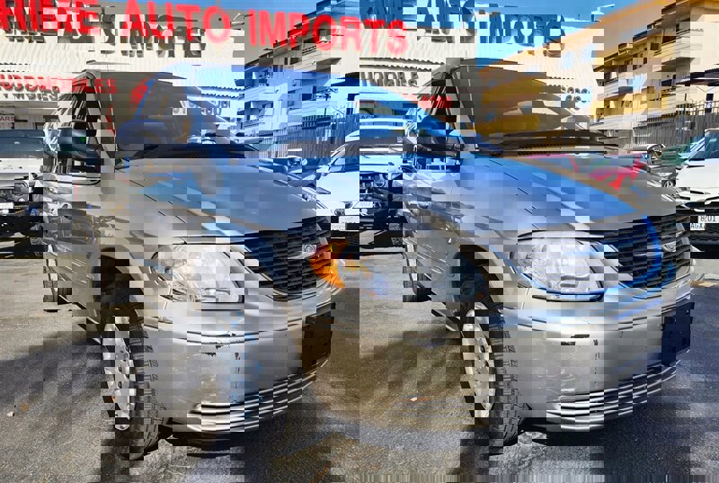 Used 2003 Chrysler Town & Country FWD image 7