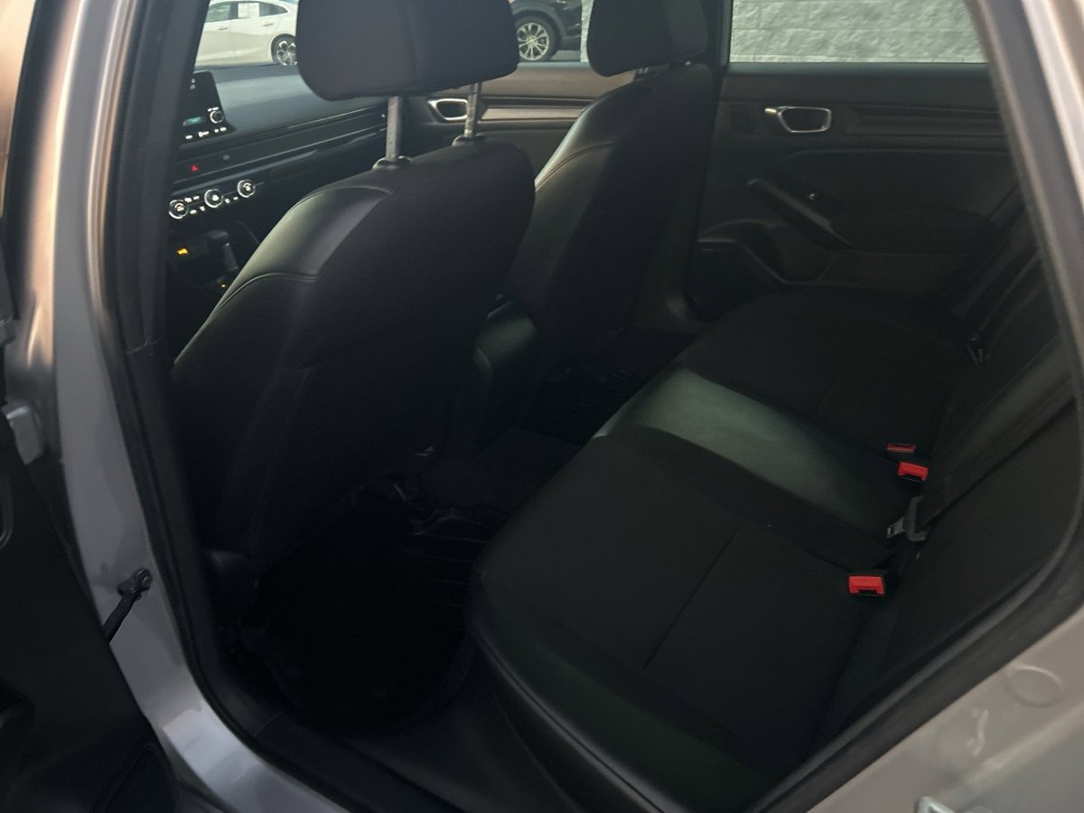 Used 2024 Honda Civic Sport image 29