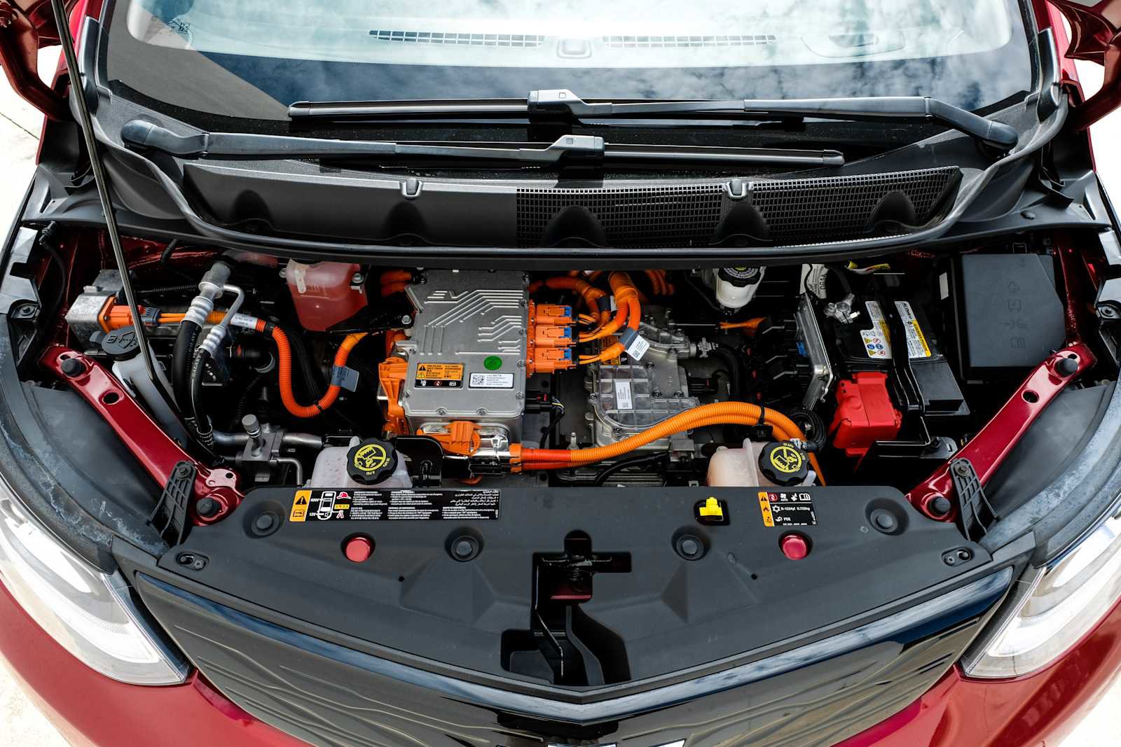 Used 2020 Chevrolet Bolt Premier w/ Infotainment Package image 49