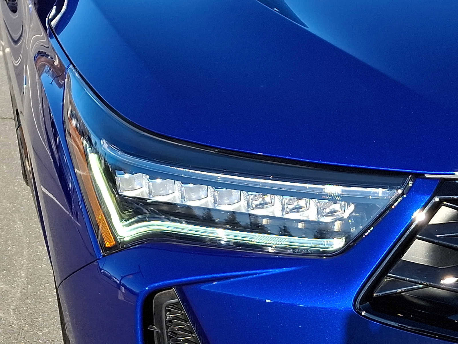 Used 2025 Acura RDX A-Spec image 10