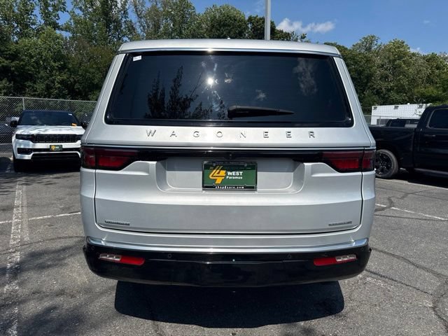 Used 2022 Jeep Wagoneer Series III w/ Premium Group I AWD/4WD image 16