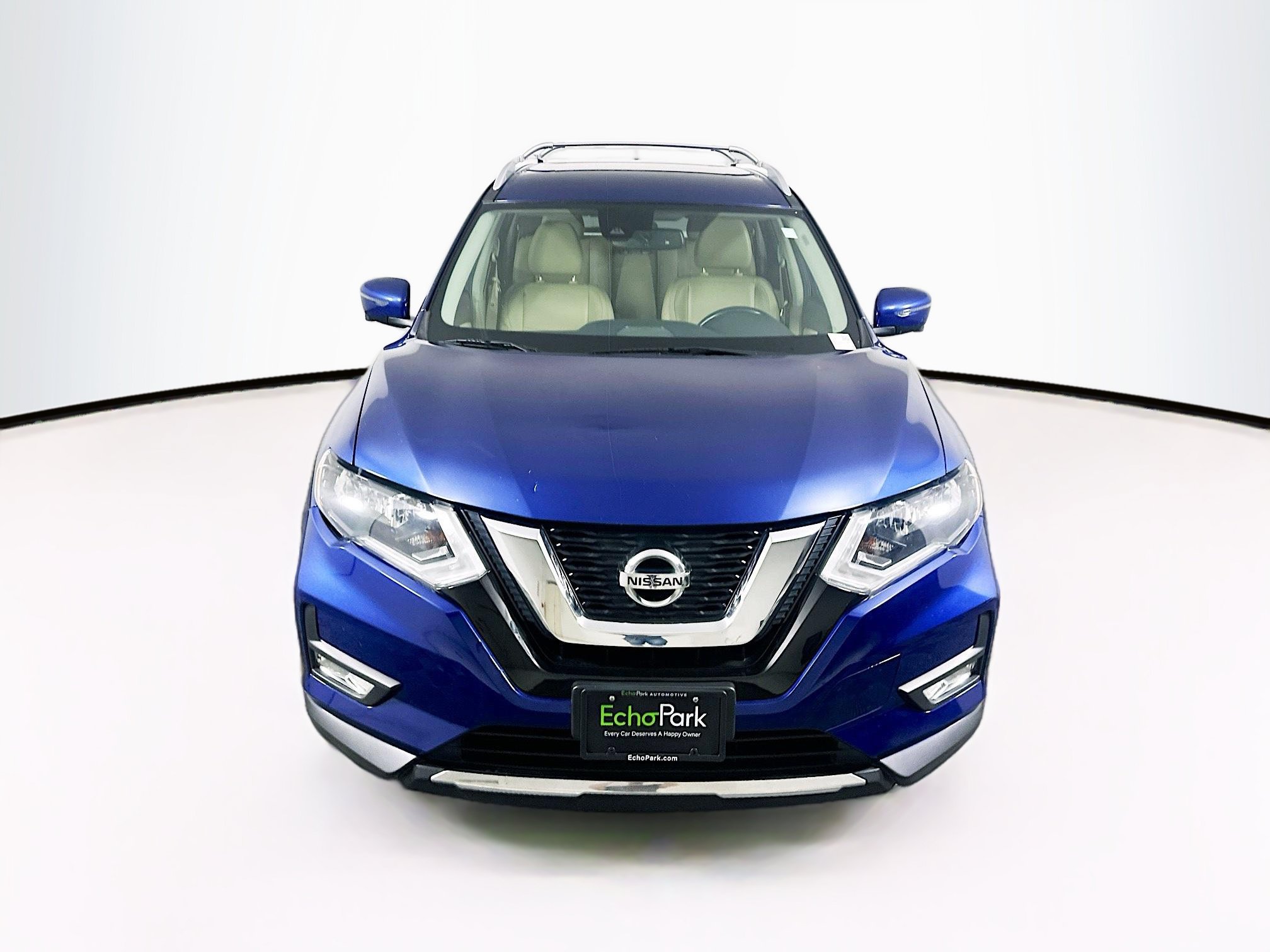 Used 2017 Nissan Rogue SL FWD image 2
