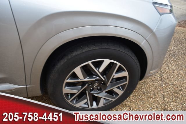 Used 2023 Hyundai Santa Fe Calligraphy AWD/4WD image 14