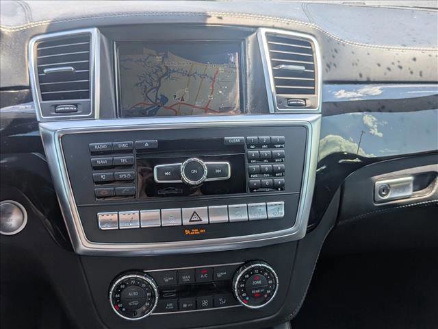 Used 2015 Mercedes-Benz GL 550 4MATIC image 11