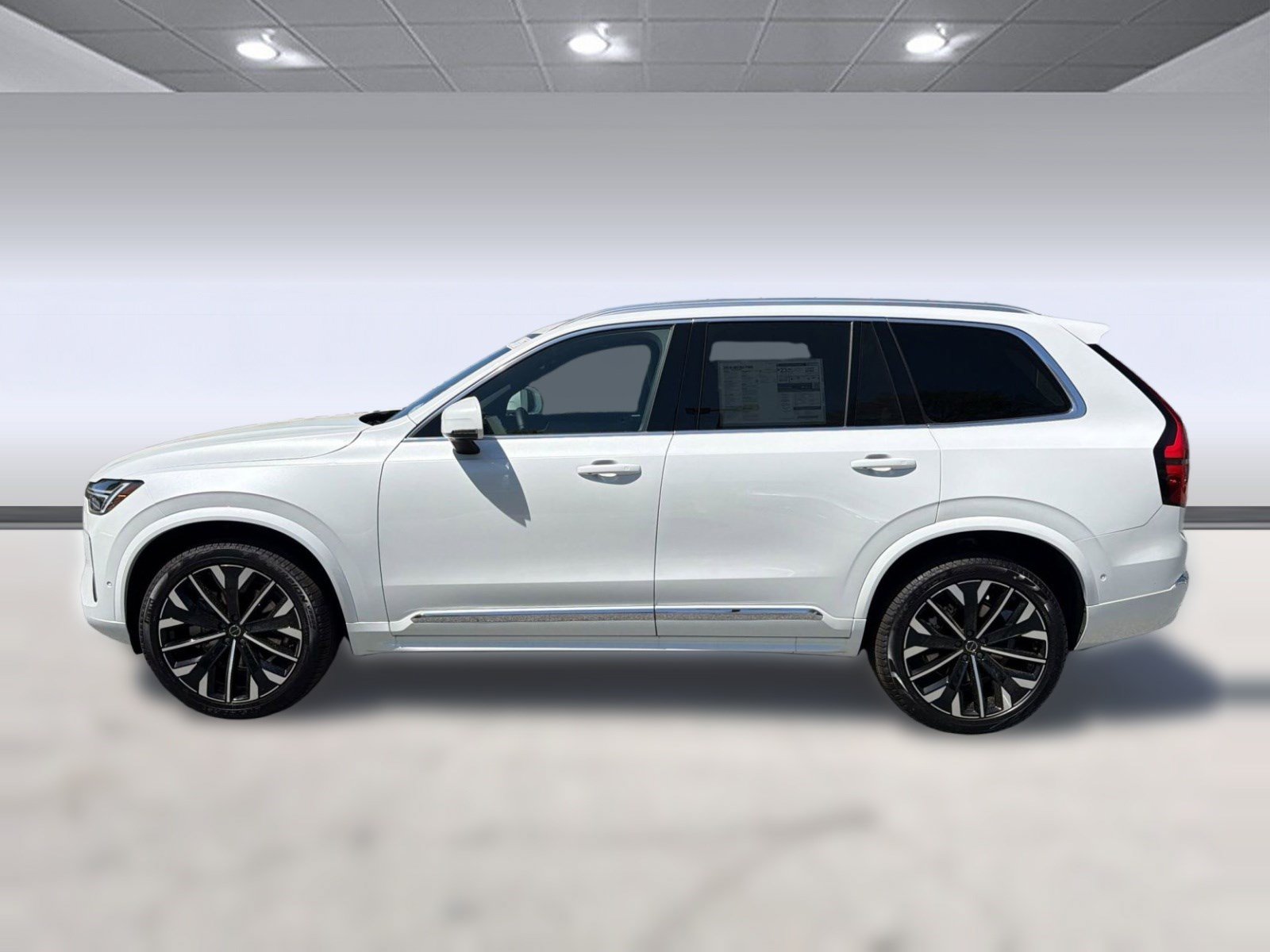 New 2026 Volvo XC90 B6 Plus w/ Protection Package Premier AWD/4WD image 2