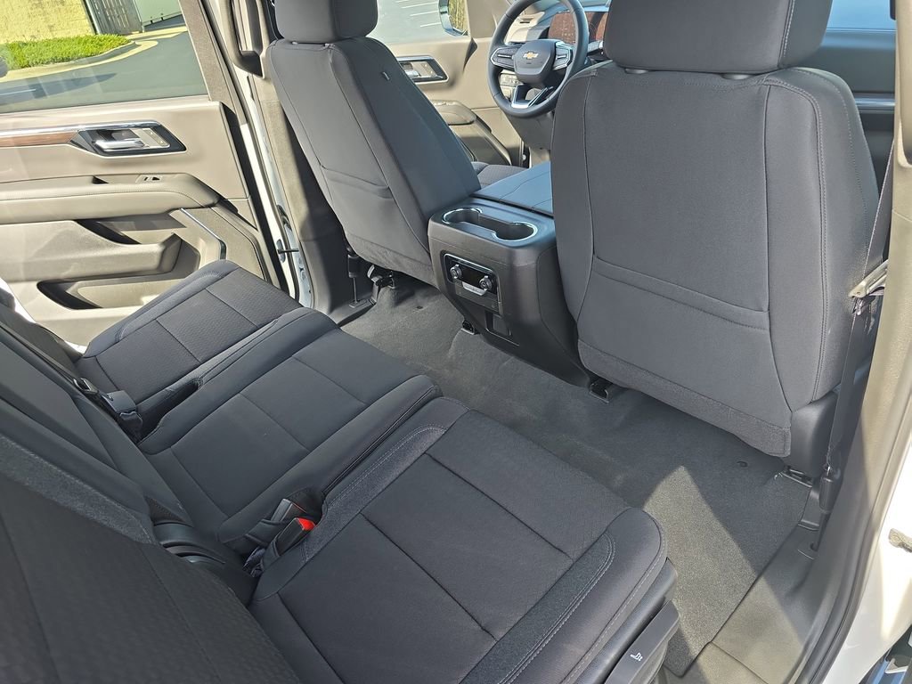 New 2026 Chevrolet Suburban LS w/ LPO, Dark Essentials Package image 11