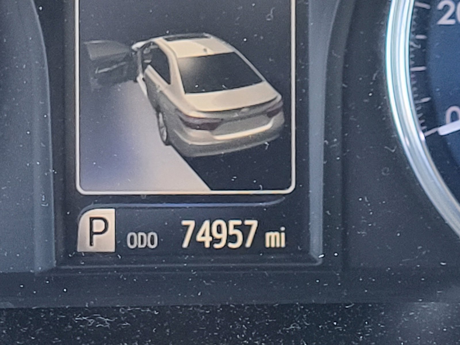 Used 2016 Toyota Camry LE image 27