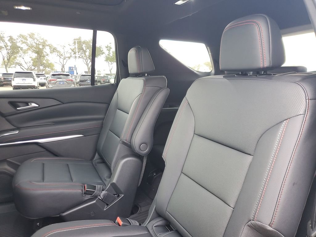 New 2026 Chevrolet Traverse Z71 w/ Driver Confidence Package image 11