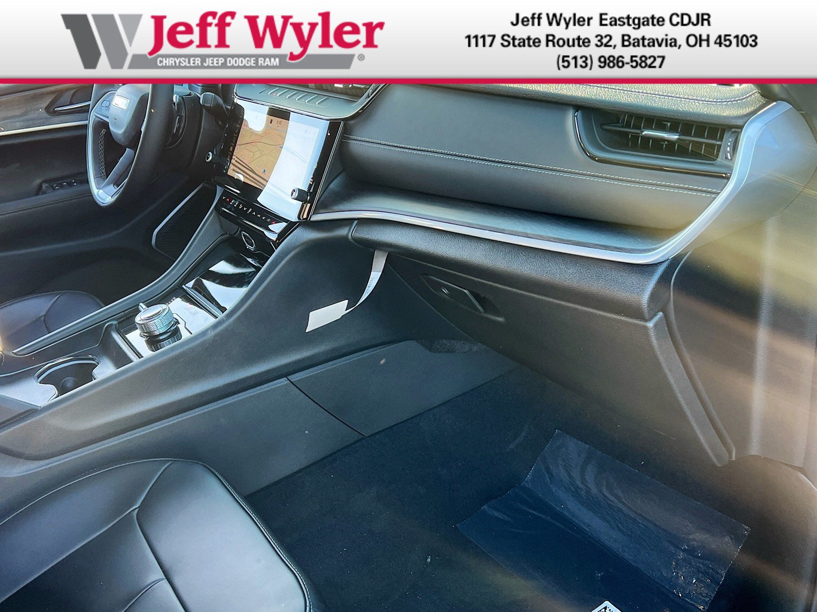 New 2026 Jeep Grand Cherokee Limited w/ Limited Altitude Package AWD/4WD image 20
