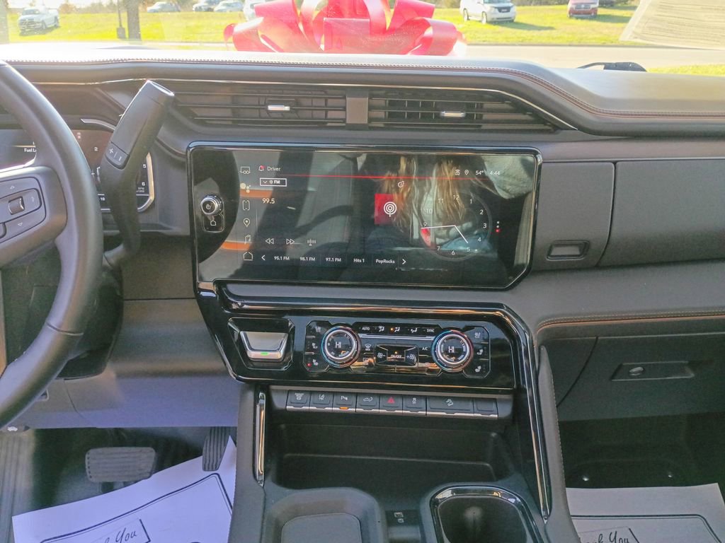 Used 2024 GMC Sierra 2500 AT4 w/ AT4 Premium Plus Package image 17