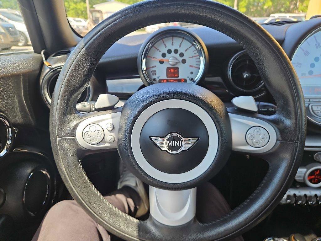 Used 2009 MINI Cooper S FWD image 13