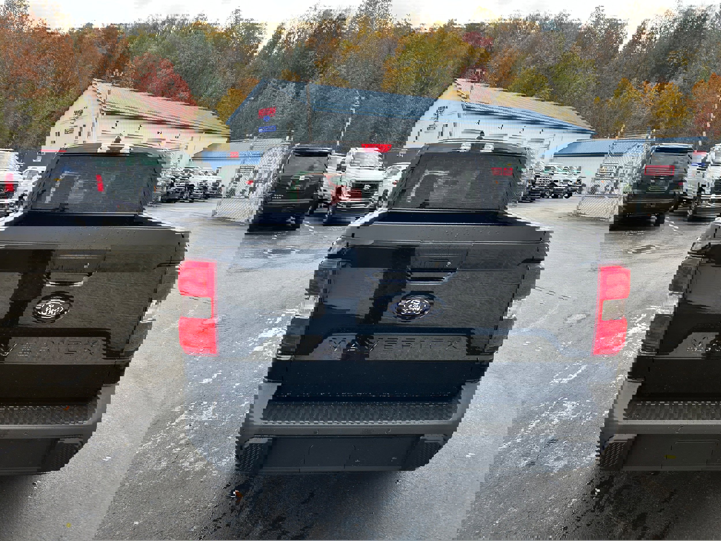 New 2025 Ford Maverick XL w/ Equipment Group 101A image 11