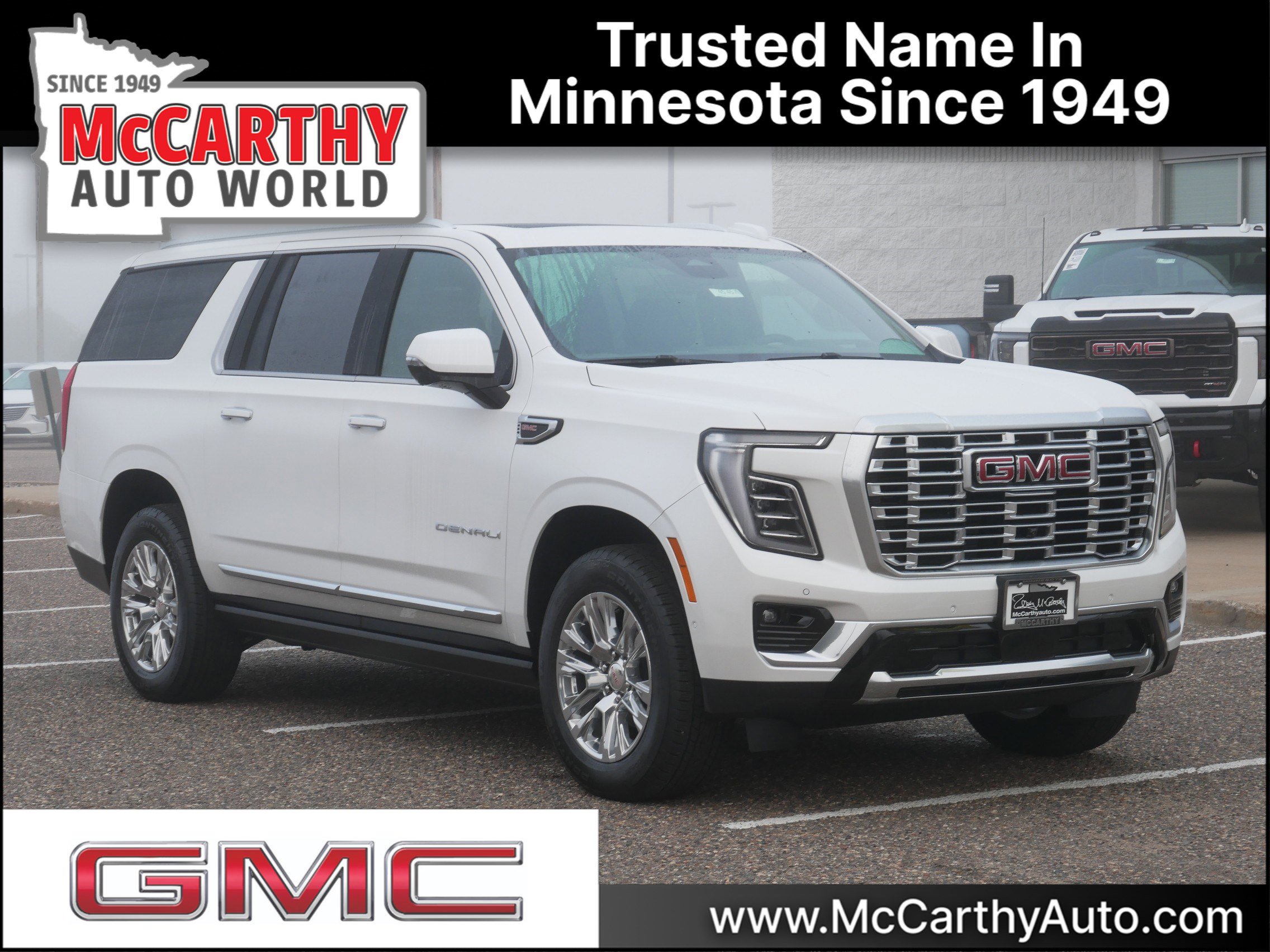 New 2025 GMC Yukon XL Denali w/ Sun & Power Step Package