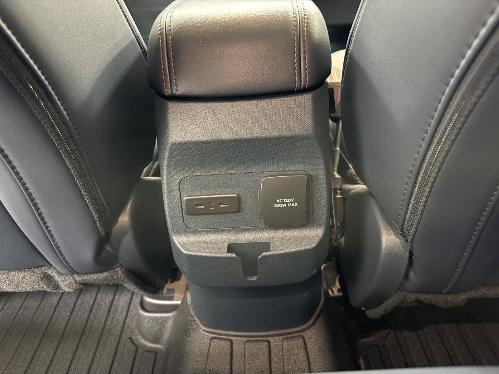 Used 2025 Ford Maverick Lariat w/ 4K Tow Package AWD/4WD image 25