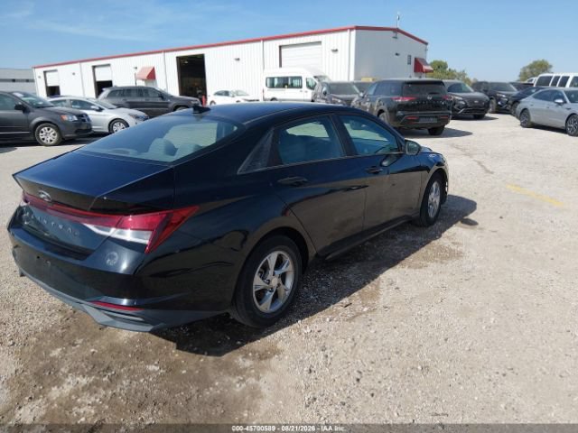 Used 2021 Hyundai Elantra SE FWD image 12