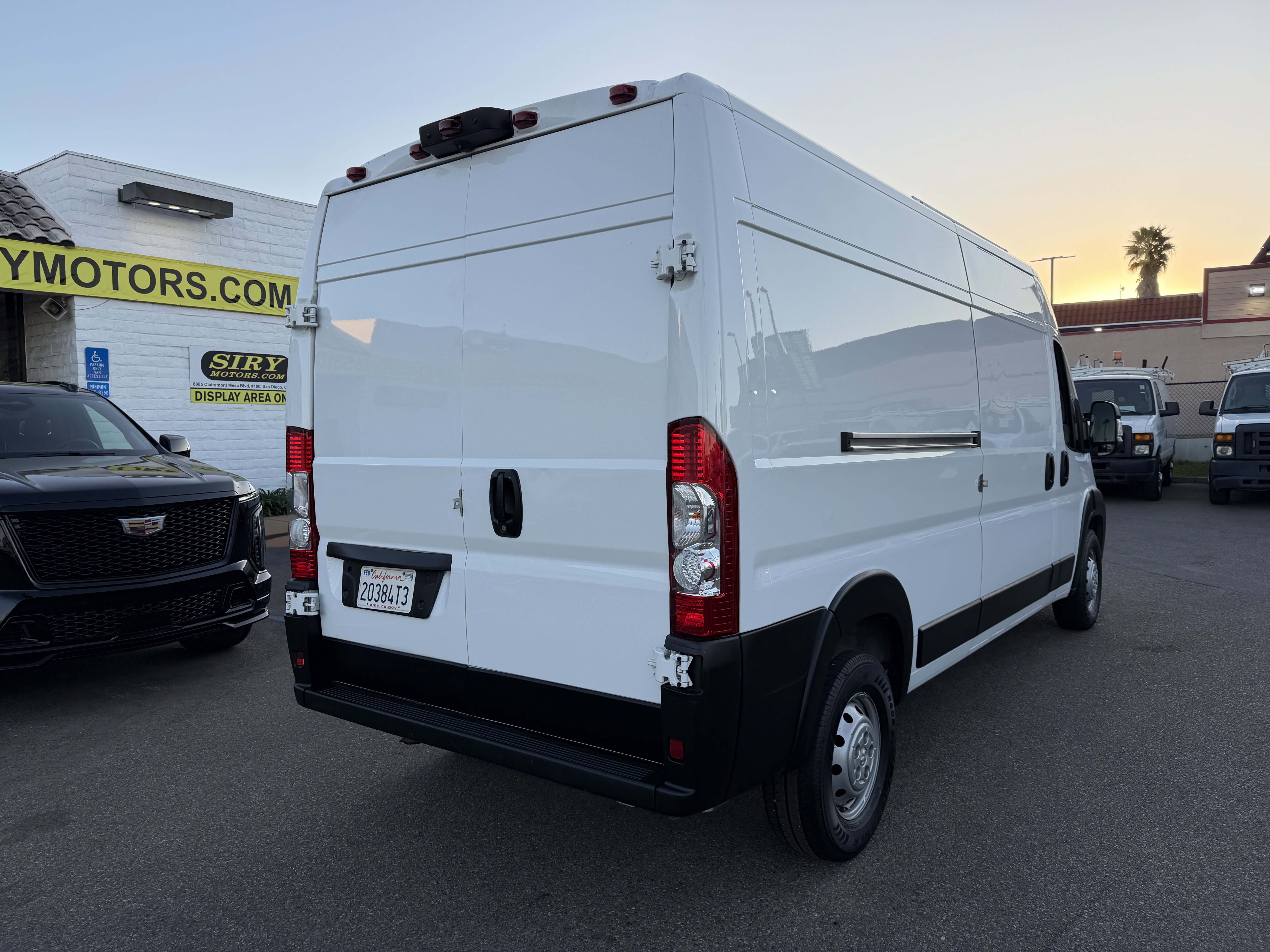 Used 2023 RAM ProMaster 2500 FWD image 3