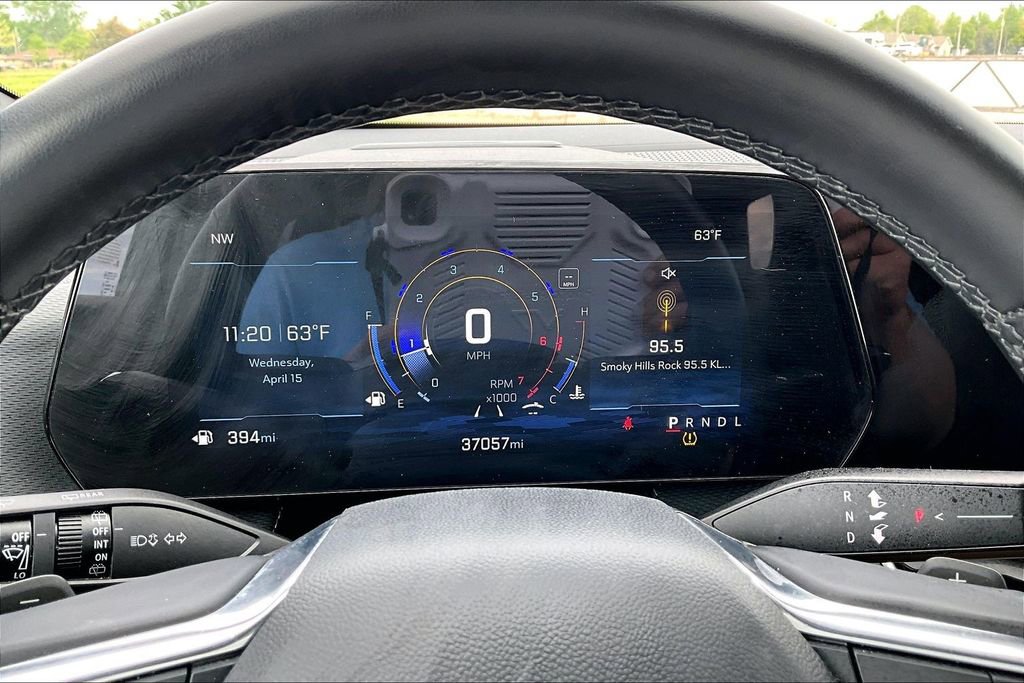 Used 2025 Chevrolet Equinox LT FWD image 18