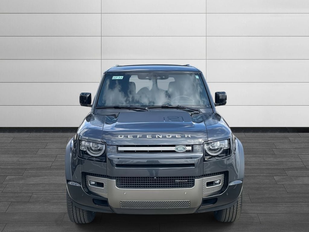 Certified 2023 Land Rover Defender 110 X-Dynamic SE AWD/4WD image 8
