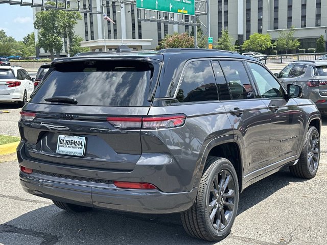 New 2026 Jeep Grand Cherokee Limited AWD/4WD image 2