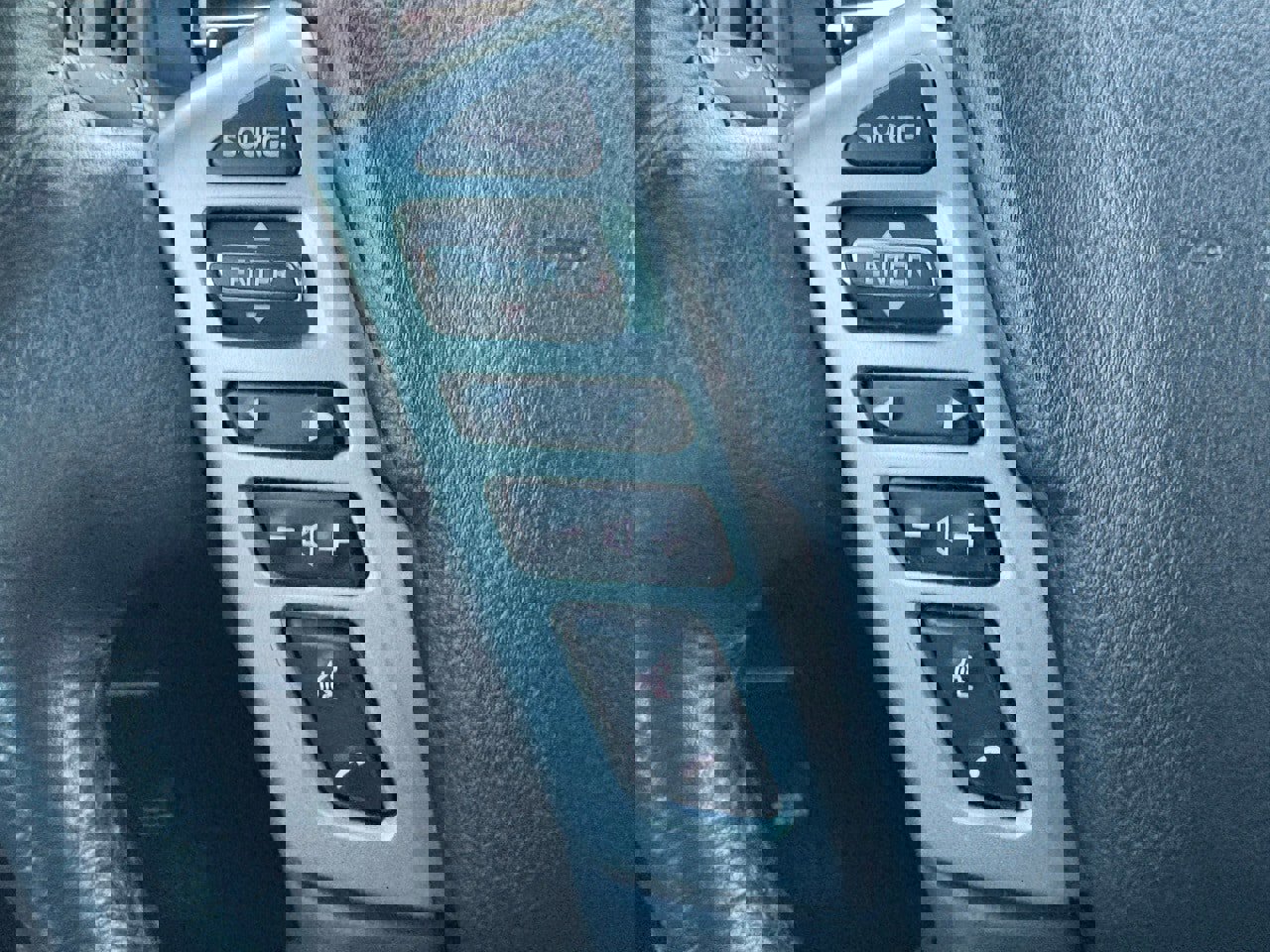 Certified 2024 Nissan Titan SV w/ SV Convenience Package image 20