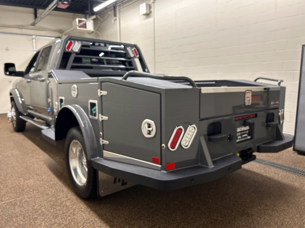New 2026 RAM 4500 4x4 Crew Cab DRW w/ Laramie Trim Package image 4