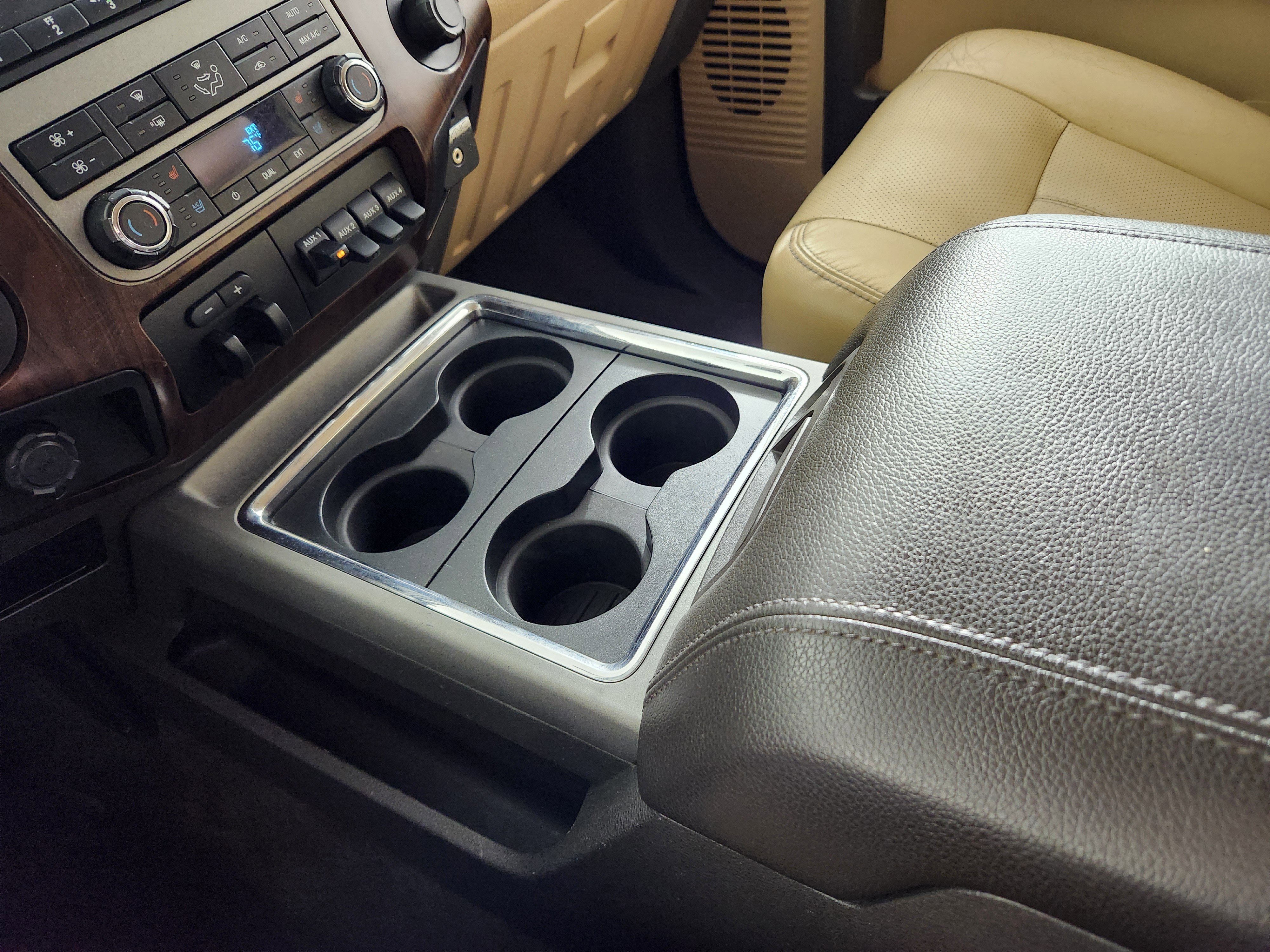 Used 2012 Ford F250 Lariat w/ Chrome Pkg image 25