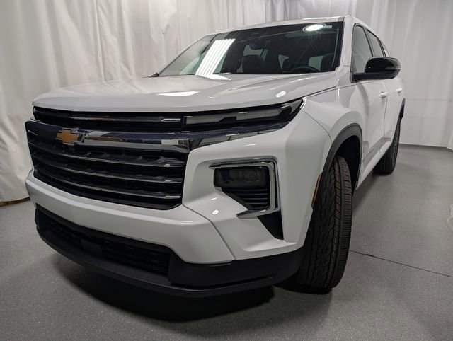 New 2026 Chevrolet Traverse LT image 3