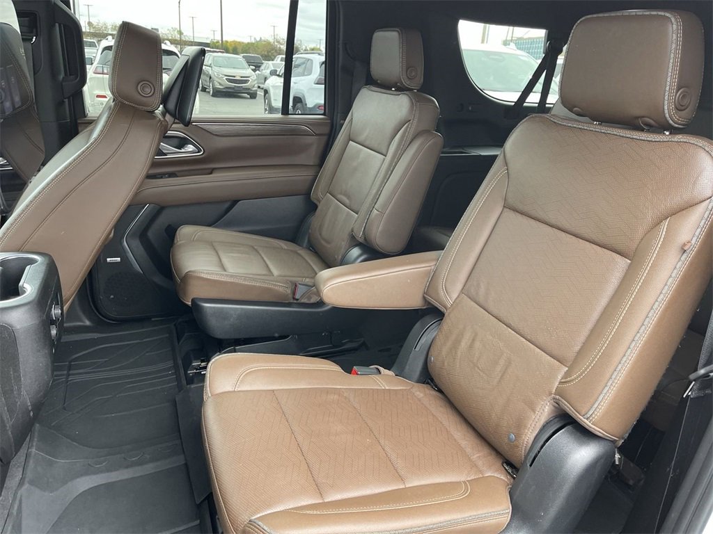 Used 2023 Chevrolet Suburban High Country w/ Max Trailering Package image 23