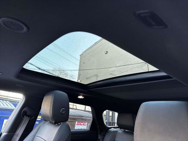 Used 2025 Land Rover Range Rover Evoque Dynamic SE image 18