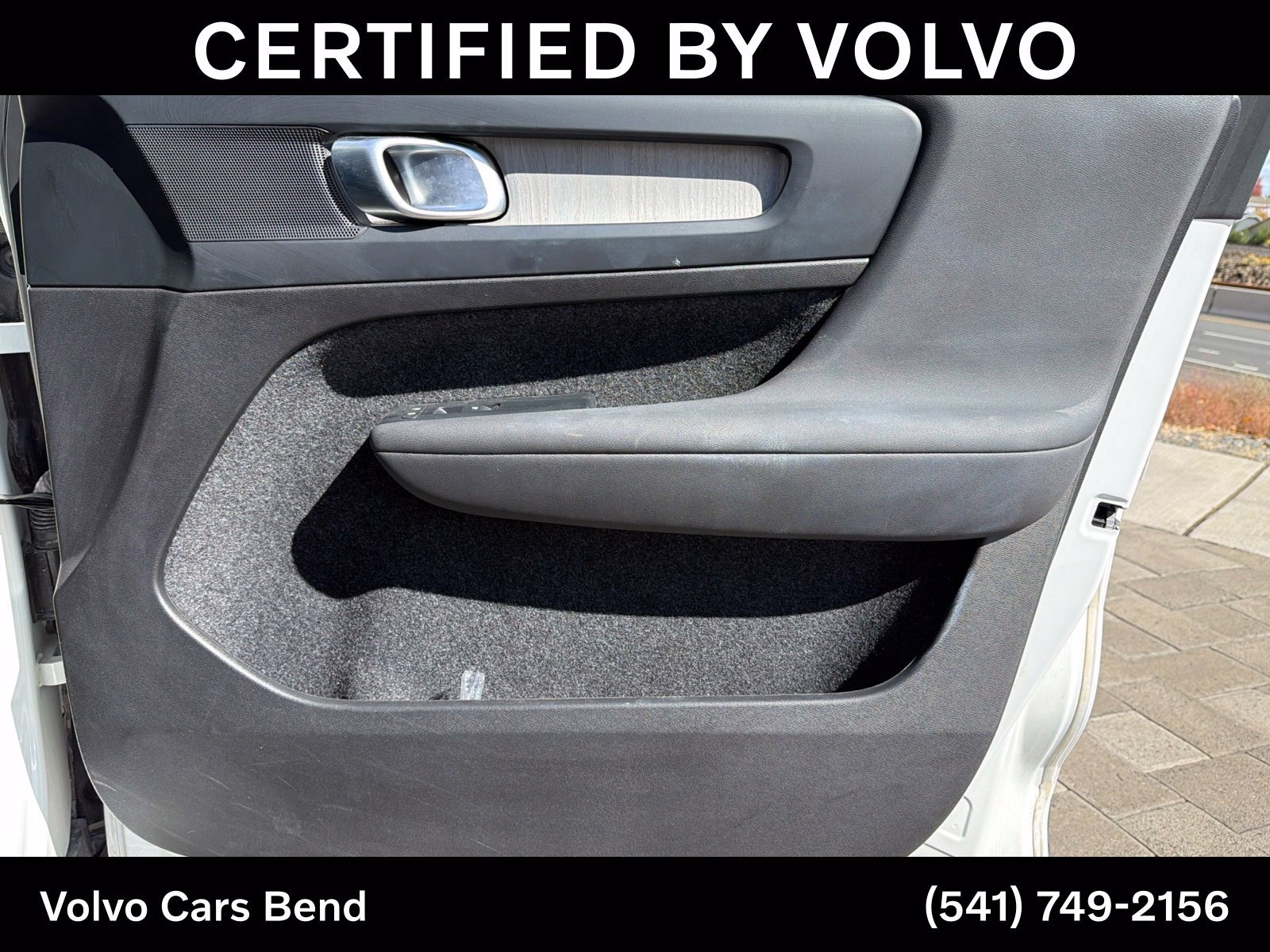 Certified 2026 Volvo XC40 B5 Plus AWD/4WD image 25