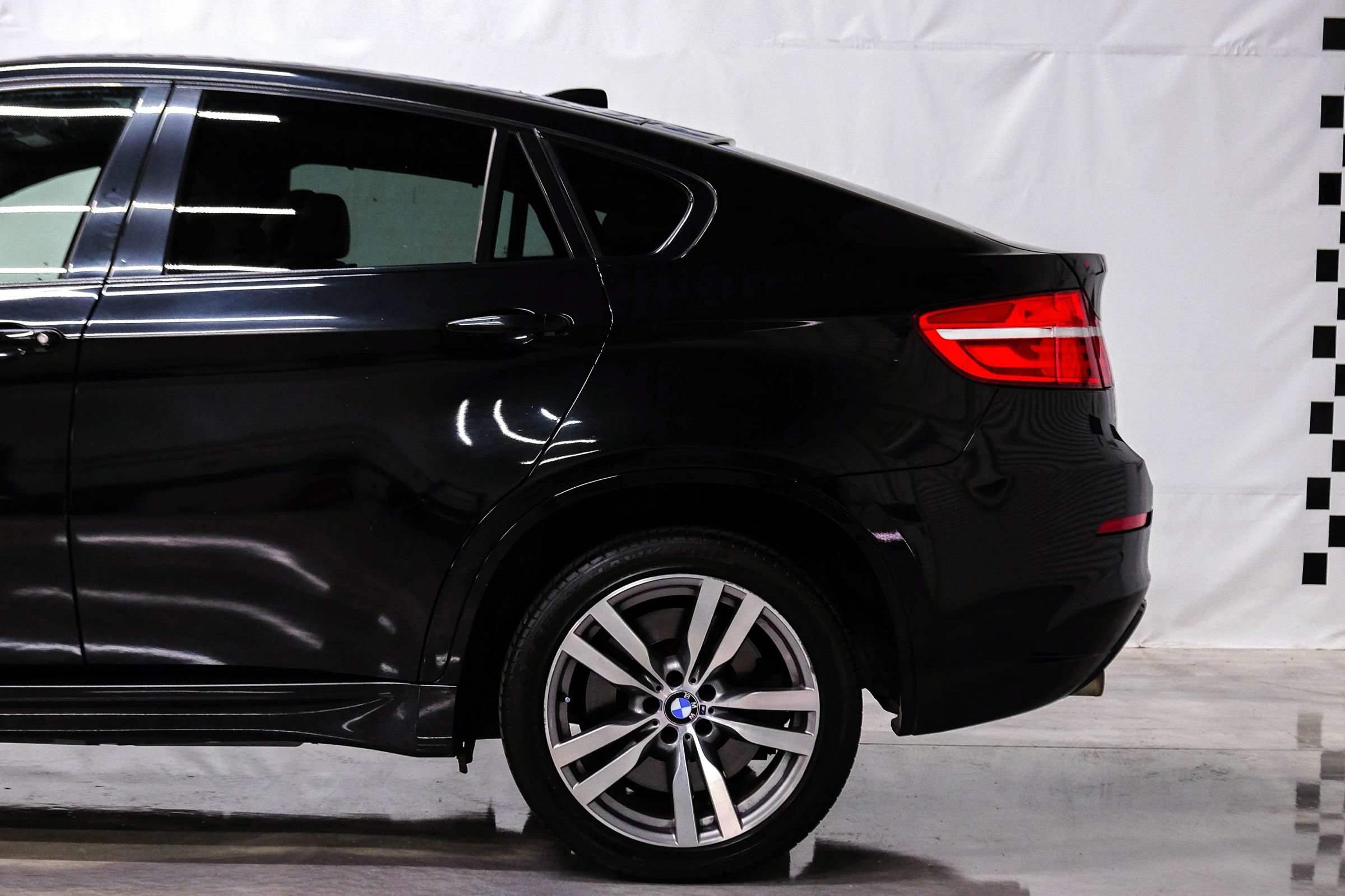 Used 2014 BMW X6 M AWD/4WD image 13