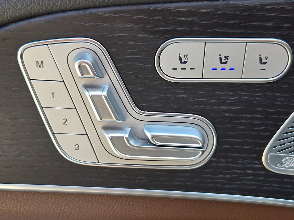Used 2024 Mercedes-Benz GLS 450 4MATIC image 18