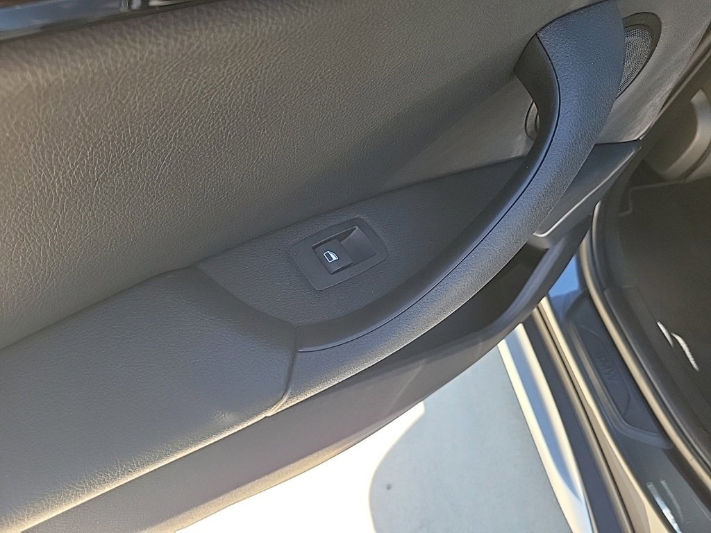 Used 2021 BMW X1 sDrive28i w/ Convenience Package image 12