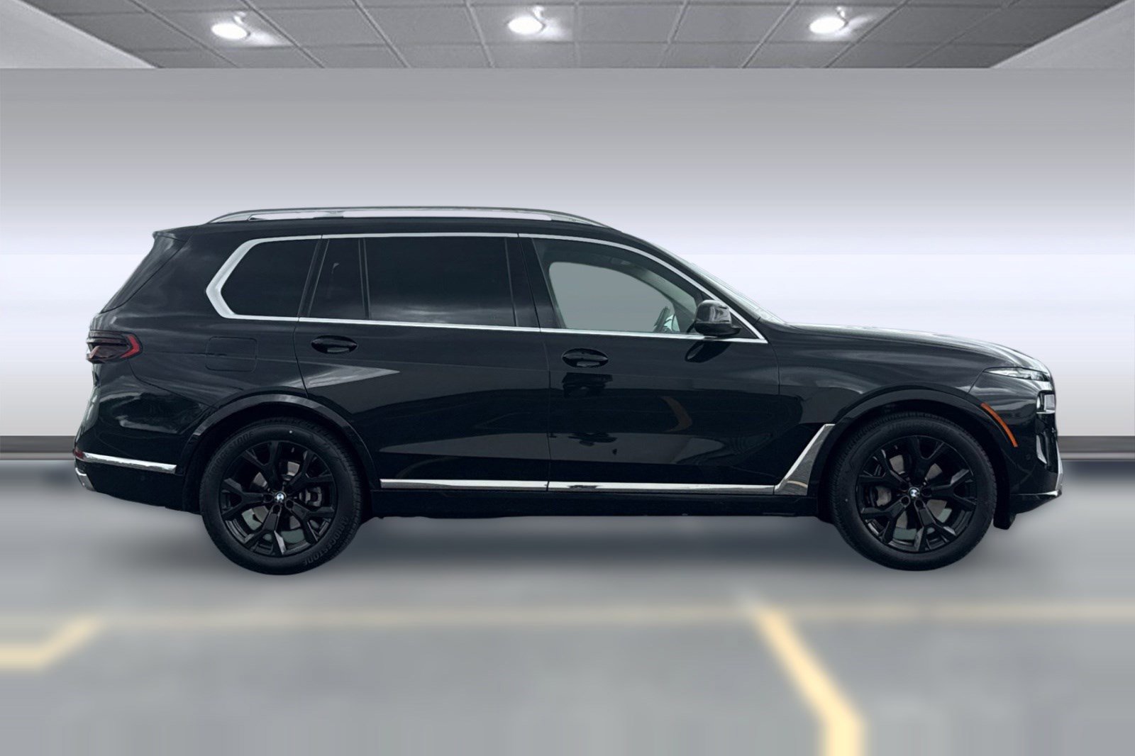 Certified 2023 BMW X7 xDrive40i w/ Premium Package AWD/4WD image 7