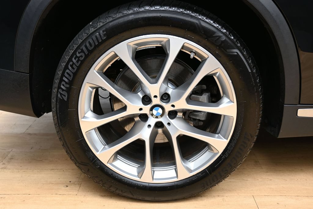 Used 2024 BMW X5 xDrive40i w/ Premium Package AWD/4WD image 21
