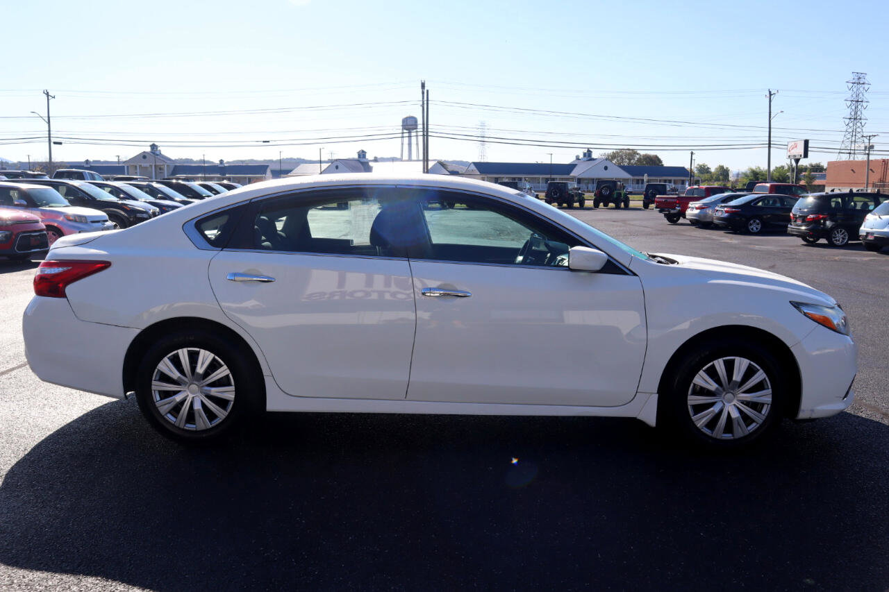 Used 2017 Nissan Altima 2.5 S w/ Power Driver Seat Package image 6