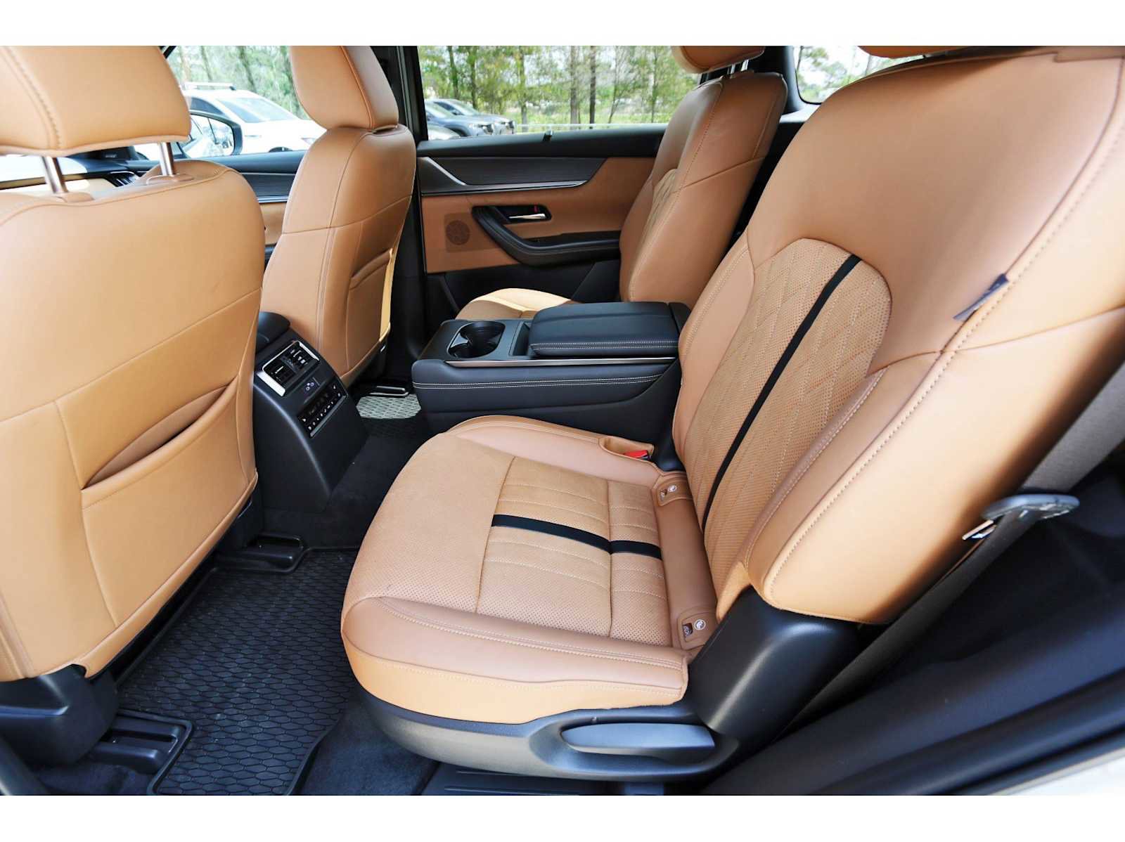 Certified 2025 MAZDA CX-90 3.3 Turbo S w/ Premium Plus image 13