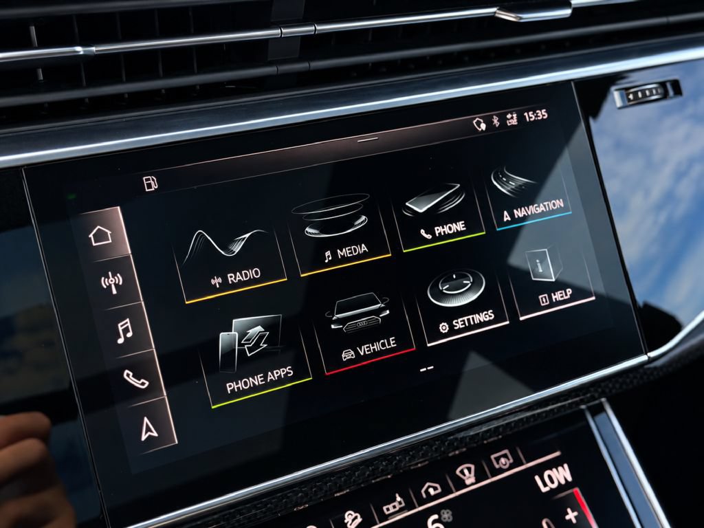 Used 2020 Audi SQ8 Prestige w/ Prestige Package AWD/4WD image 24